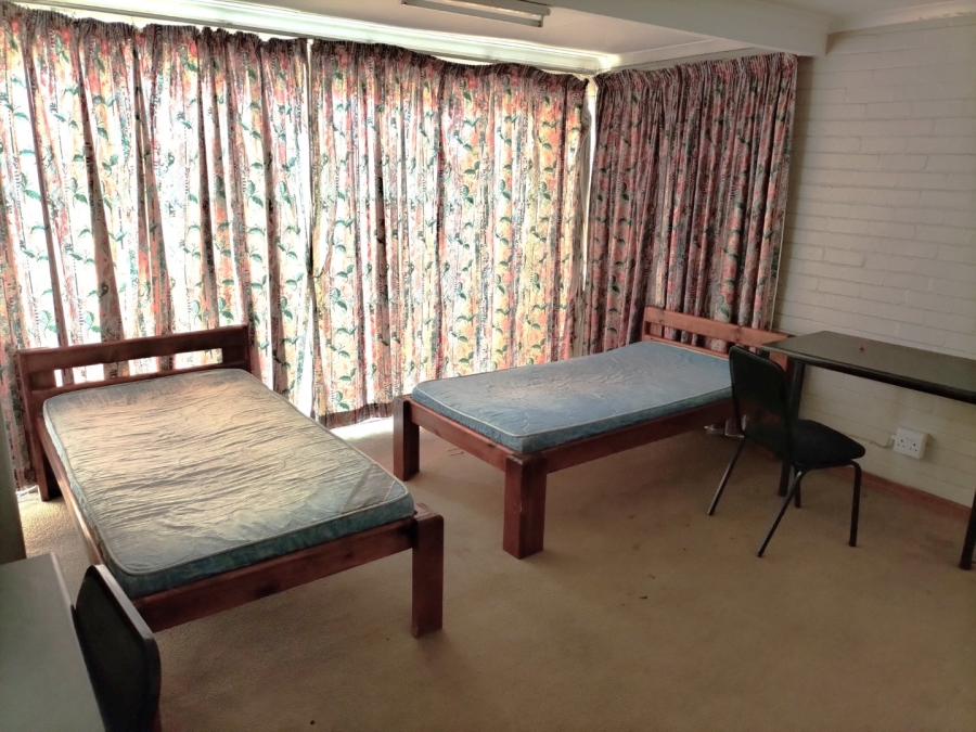 13 Bedroom Property for Sale in Universitas Free State